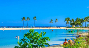 Luxury Suite Beach side Condo Free parking